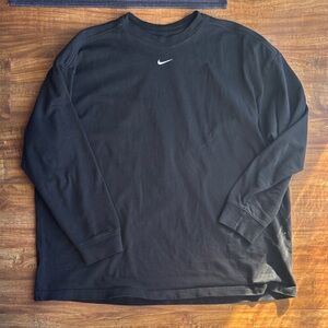 Nike Men's Classic Black Long Sleeve Tee